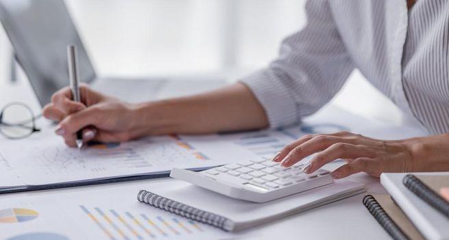 Alaris Equity Partners (TSX:AD.UN): The Income Stock Drawing Fresh Market Attention