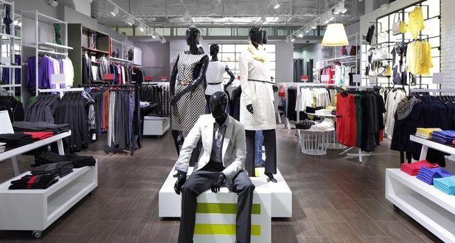 Should You Invest in Aritzia as Premium Fashion Demand Surges?