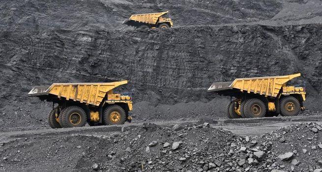 Integra Resources Shares Dip: Market Trends or Company-Specific Factors?