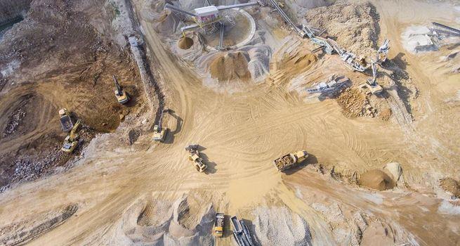 Why Are Gold Producers Becoming a Key Focus Amid Rising Global Geopolitical Uncertainty?