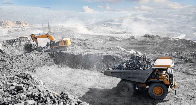 What Investors Need to Know About Avino (TSX:ASM)’s 2026 Outlook and Drilling Program