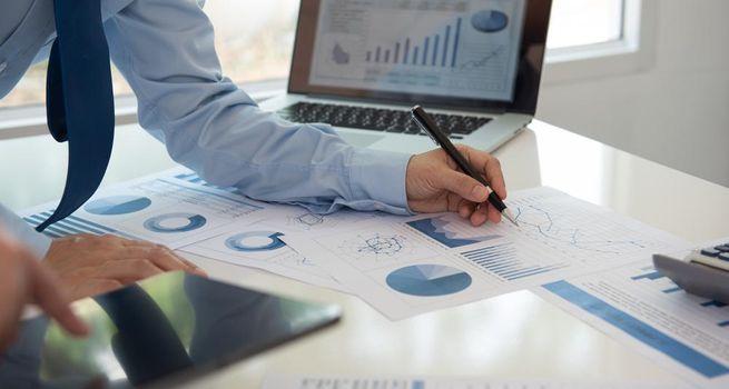 Why Are Institutional Investors Returning To TSX:HR.UN Following Property Market Stabilization?