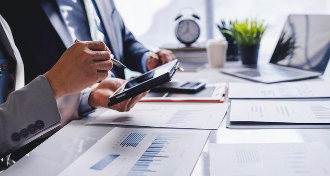 Is Now the Right Time to Watch Direct Communication Solutions?