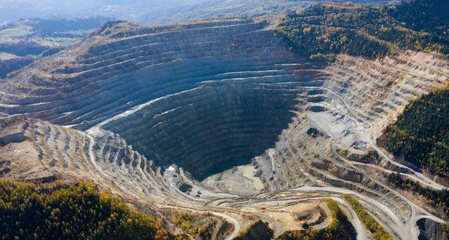 Can TSXV:MTA Deliver Strong Cash Flow Growth Without the Operational Risks of Traditional Miners?