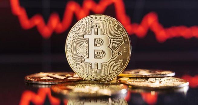 Can Bitcoin Improve Portfolio Returns and Risk Balance?
