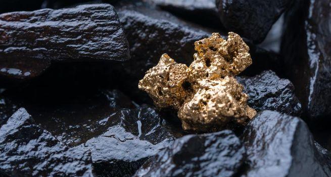 Sandstorm Gold’s (TSX: SSL) Q1 Net Income Jumps 392% to USD 11.3Mn on Higher Margins and Lower Financing Costs