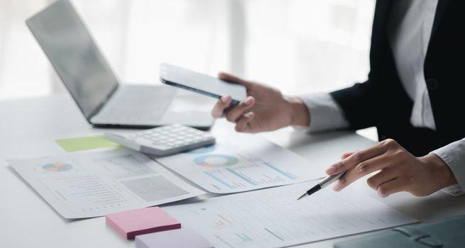Sangoma Technologies (TSX:STC) Gains 3.95% as Communications Tech Stock Rebuilds Momentum