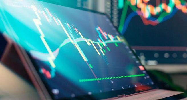 Metro (TSX:MRU) Sets Sights on 8-10% Earnings Growth for FY25