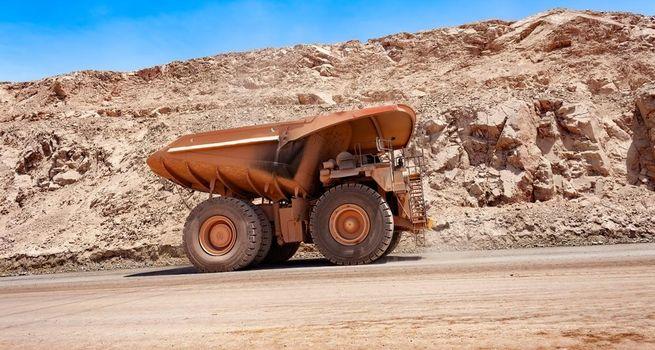 Solaris Resources (TSX: SLS; NYSE: SLSR) Secures US$200M in Non-Dilutive Financing from Royal Gold