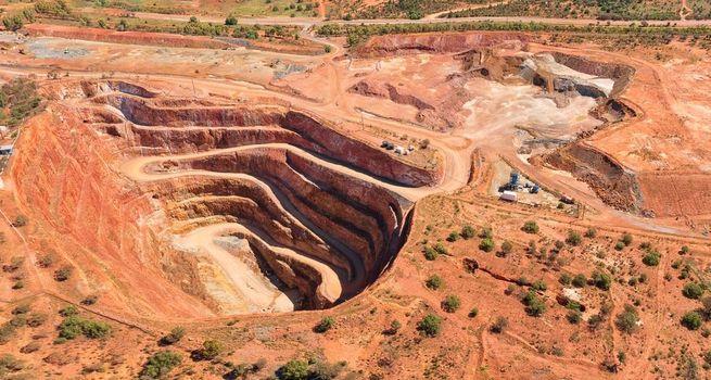 Celestica Inc Faces Mounting Pressure as Weak Demand Outlook and Market Sentiment Weigh on Stock