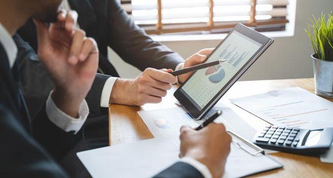 Custom Health Holdings Stock Drops 20%: What Investors Need to Know