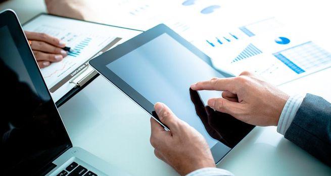 DRI Healthcare Trust (DHT.U): The Healthcare Royalty Stock Investors Are Watching