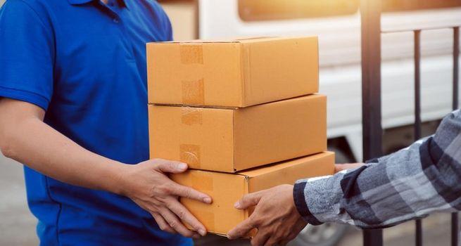 Winpak Ltd. Gains Positive Momentum as Investor Sentiment Improves Amid Supportive Packaging Sector Trends