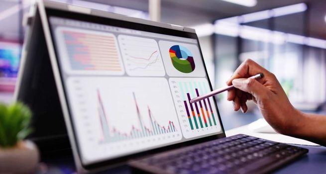 Starcore International Mines Gains Green Momentum as Gold Tailwinds and War Risk Drive Fresh Upside Interest