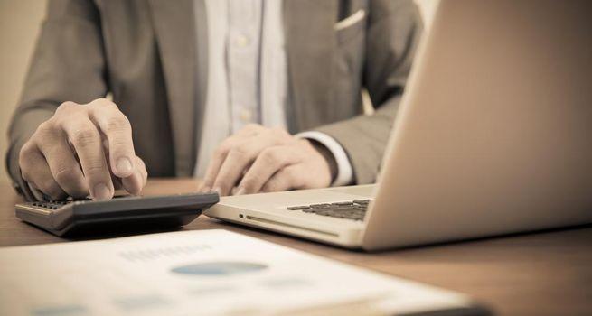 Allied Properties REIT (AP.UN) Is Paying a Huge Yield — Can the Dividend Survive the Office Real Estate Storm?