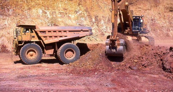 4 TSX Mining Stocks to Buy in 2026