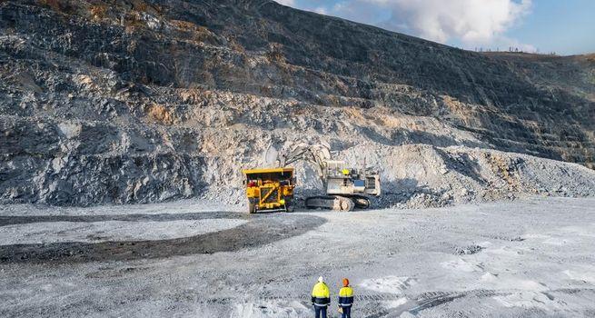 Revival Gold Inc Stock Faces Weakness as Exploration Uncertainty Weighs on Sentiment
