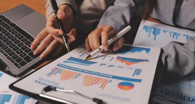 Is TSX TRI Stock Facing Further Downside Risk Amid Weak Market Sentiment?