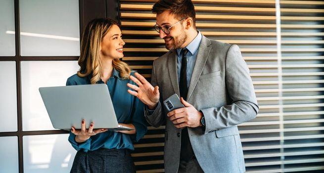Elevate Service Group Inc. (TSXV:SERV) Stock Recovery Builds Momentum as Service Sector Sentiment Improves