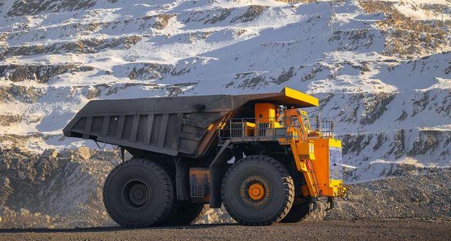 Vizsla Silver Corp Gains Momentum as Improving Silver Sentiment and Project Advancement Support a Constructive Outlook