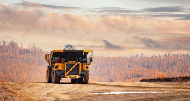 GGO Stock Outlook: Exploration Risks vs Gold Market Upside