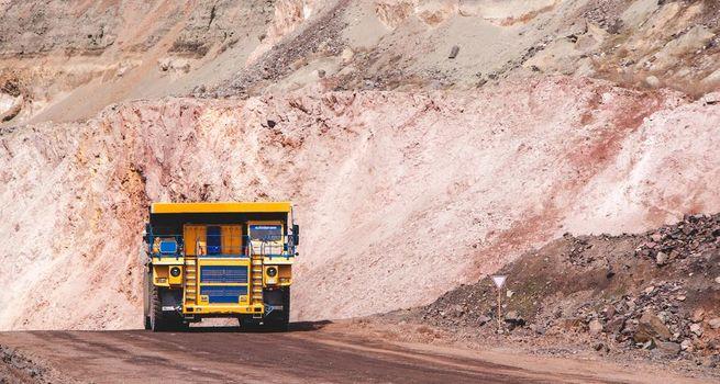 HSTR Stock Tumbles Amid Mining Sector Weakness – What Investors Should Know