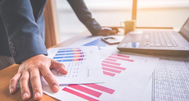 Helius Minerals Climbs in Green Trade as Exploration Catalysts and Strategic Assets Lift Sentiment