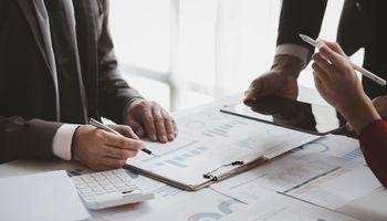 DRI Healthcare Trust Drops: Why DHT.U Investors Are Reassessing the Outlook