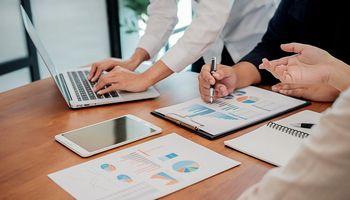 LQWD Technologies Corp Gains Momentum as Bitcoin Infrastructure Adoption Strengthens and Investor Sentiment Improves