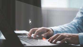 Carrier Connect Data Solutions Jumps 5%—Can Data Infrastructure Momentum Drive Further Gains?