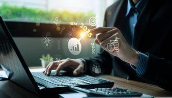 Why Is Canada's Technology Sector Surging? AI, Cloud Computing and TSX Tech Stocks Lead Investor Attention