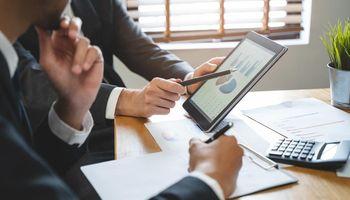 Custom Health Holdings Stock Drops 20%: What Investors Need to Know