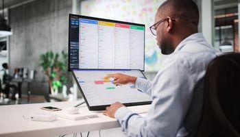 Brookfield Asset Management Advances as Alternative Investment Demand Supports Bullish Sentiment