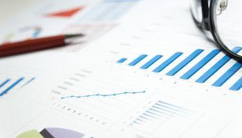 TSX Composite Stock TSX:H - Hydro One Climbs Today: Breaking News, Dividend Outlook and Growth Analysis